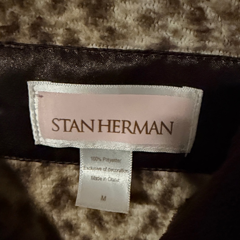 Stan Herman Leopard Print Robe - Picture 2 of 5